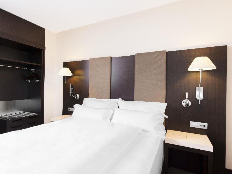 Nh Geneva Airport Hotel Meyrin Exterior foto